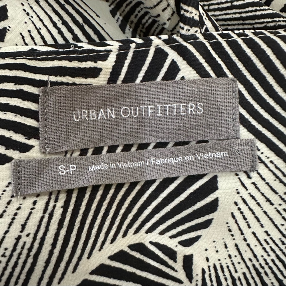Urban Outfitters Black White Printed Ruched Midi Dress Tie Back Cutout Small - Picture 12 of 15